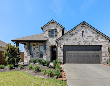 20807 Shawbrook Drive - Photo Thumbnail 4