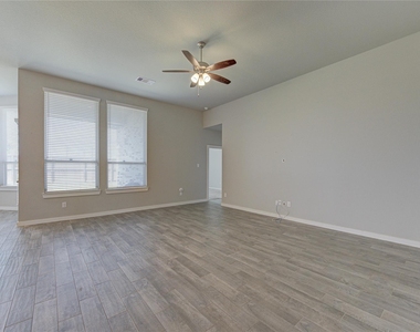 20807 Shawbrook Drive - Photo Thumbnail 17