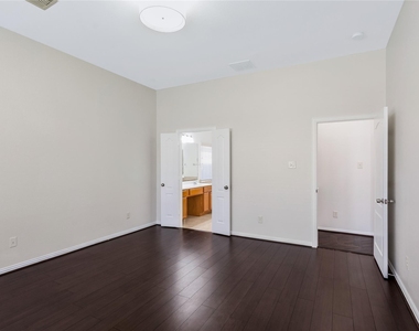 24322 Bella Florence Drive - Photo Thumbnail 20