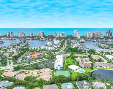 571 Park Shore Drive - Photo Thumbnail 3