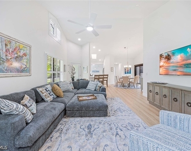 571 Park Shore Drive - Photo Thumbnail 10