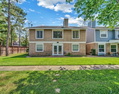 770 Memorial Mews Street - Photo Thumbnail 30