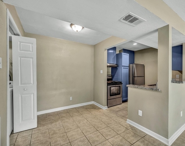 770 Memorial Mews Street - Photo Thumbnail 4