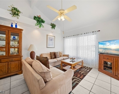 75 Emerald Woods Drive - Photo Thumbnail 4