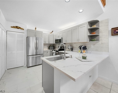 75 Emerald Woods Drive - Photo Thumbnail 8