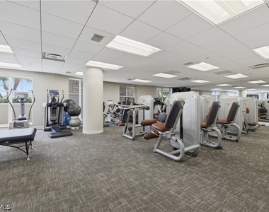 8665 Bay Colony Drive - Photo Thumbnail 43