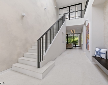 590 6th Avenue N - Photo Thumbnail 14