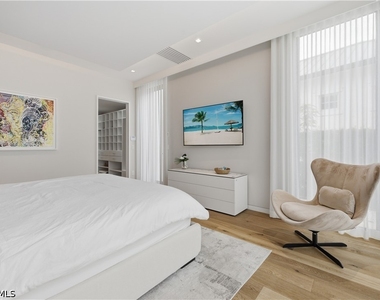 590 6th Avenue N - Photo Thumbnail 27