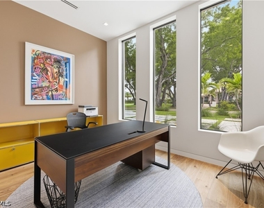 590 6th Avenue N - Photo Thumbnail 21