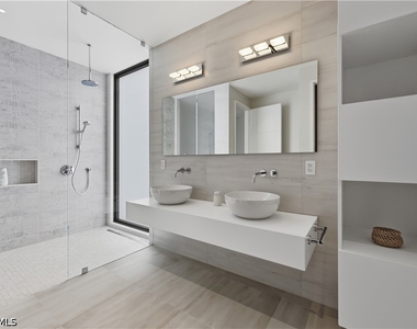 590 6th Avenue N - Photo Thumbnail 43
