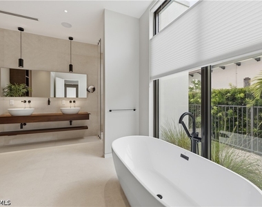 590 6th Avenue N - Photo Thumbnail 30