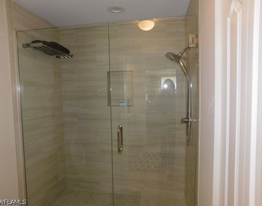 7655 Pebble Creek Circle - Photo Thumbnail 8