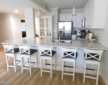 7655 Pebble Creek Circle - Photo Thumbnail 3