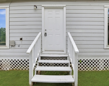 303 Gans Street - Photo Thumbnail 2