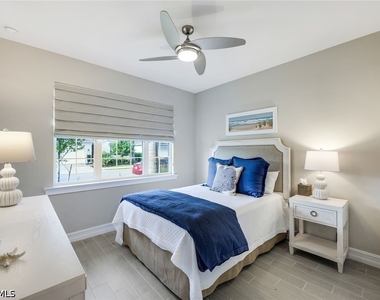 28109 Seasons Tide Avenue - Photo Thumbnail 14