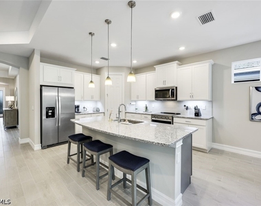 28109 Seasons Tide Avenue - Photo Thumbnail 8