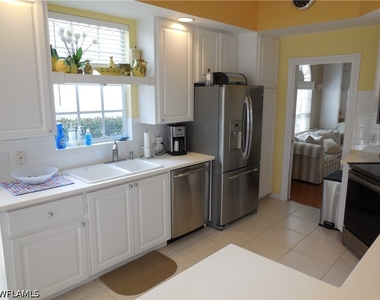 4456 Prescott Lane - Photo Thumbnail 6