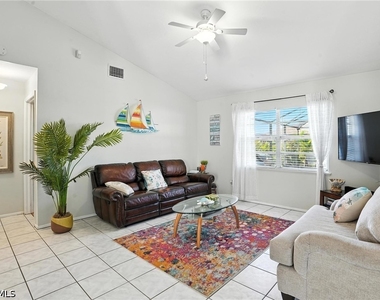324 Nw 24th Terrace - Photo Thumbnail 6