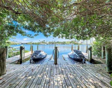 203 San Mateo Drive - Photo Thumbnail 30