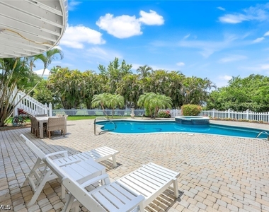 203 San Mateo Drive - Photo Thumbnail 28