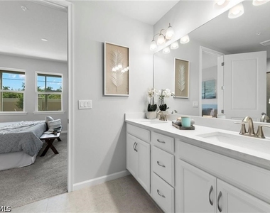 4676 Arboretum Circle - Photo Thumbnail 17