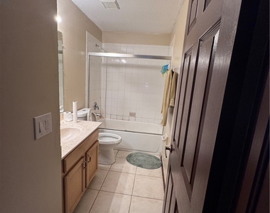 7675 Meadow Lakes Dr - Photo Thumbnail 13