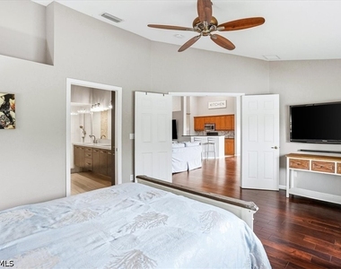 5615 Sherborn Drive - Photo Thumbnail 17
