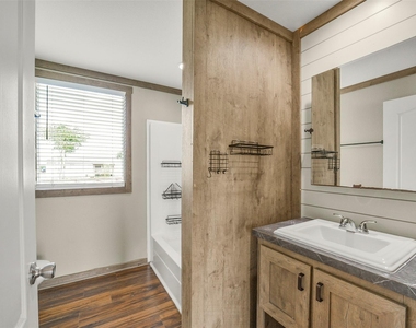 1566 County Road 610 - Photo Thumbnail 34