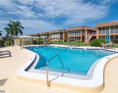 1400 Pompei Lane - Photo Thumbnail 7