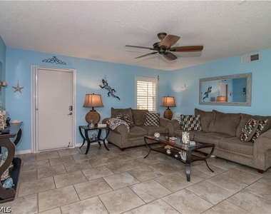 1400 Pompei Lane - Photo Thumbnail 16