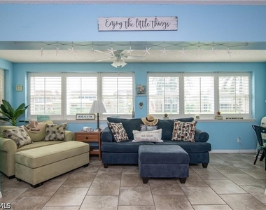 1400 Pompei Lane - Photo Thumbnail 18