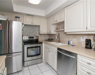 1400 Pompei Lane - Photo Thumbnail 1