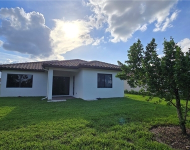 4881 Gambero Way - Photo Thumbnail 16