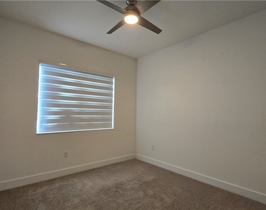 4881 Gambero Way - Photo Thumbnail 9