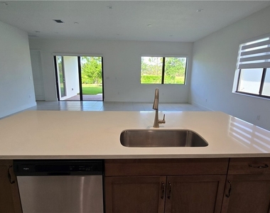 4881 Gambero Way - Photo Thumbnail 5