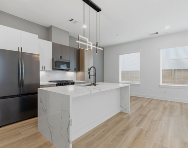 6337 Wheatley Street - Photo Thumbnail 7