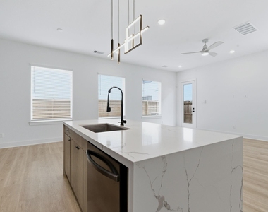 6337 Wheatley Street - Photo Thumbnail 8