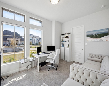 4318 Rocky Stream Court - Photo Thumbnail 19