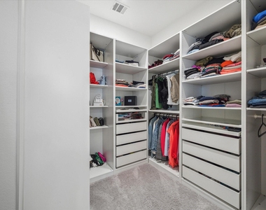 4318 Rocky Stream Court - Photo Thumbnail 16