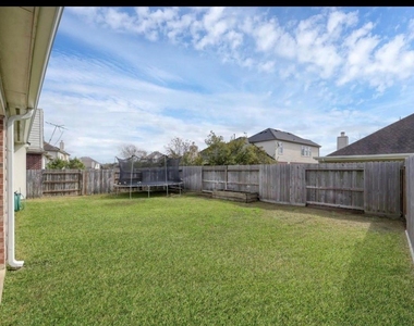 30318 Mesa Valley Drive - Photo Thumbnail 19