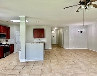 30318 Mesa Valley Drive - Photo Thumbnail 17