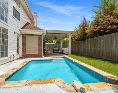 14207 Woodville Gardens Drive - Photo Thumbnail 35