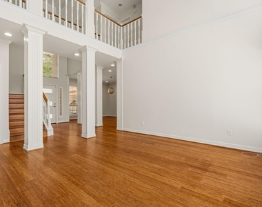 14207 Woodville Gardens Drive - Photo Thumbnail 5