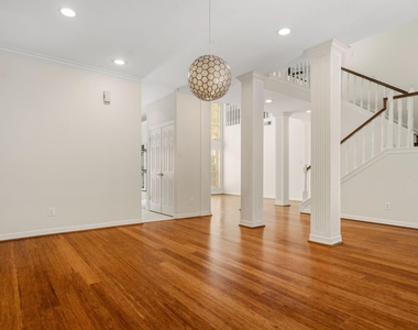 14207 Woodville Gardens Drive - Photo Thumbnail 15