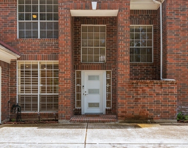14207 Woodville Gardens Drive - Photo Thumbnail 2