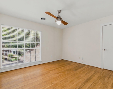 14207 Woodville Gardens Drive - Photo Thumbnail 30