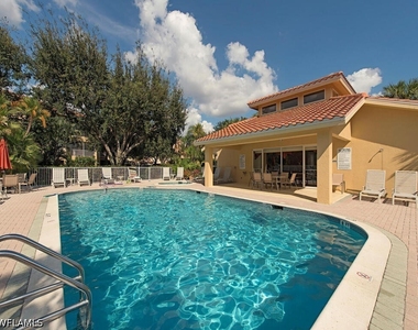 1845 Les Chateaux Boulevard - Photo Thumbnail 33