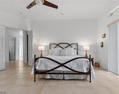 657 Soliel Drive - Photo Thumbnail 6