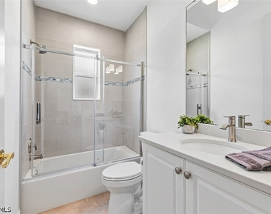 657 Soliel Drive - Photo Thumbnail 15