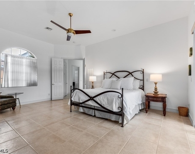 657 Soliel Drive - Photo Thumbnail 8